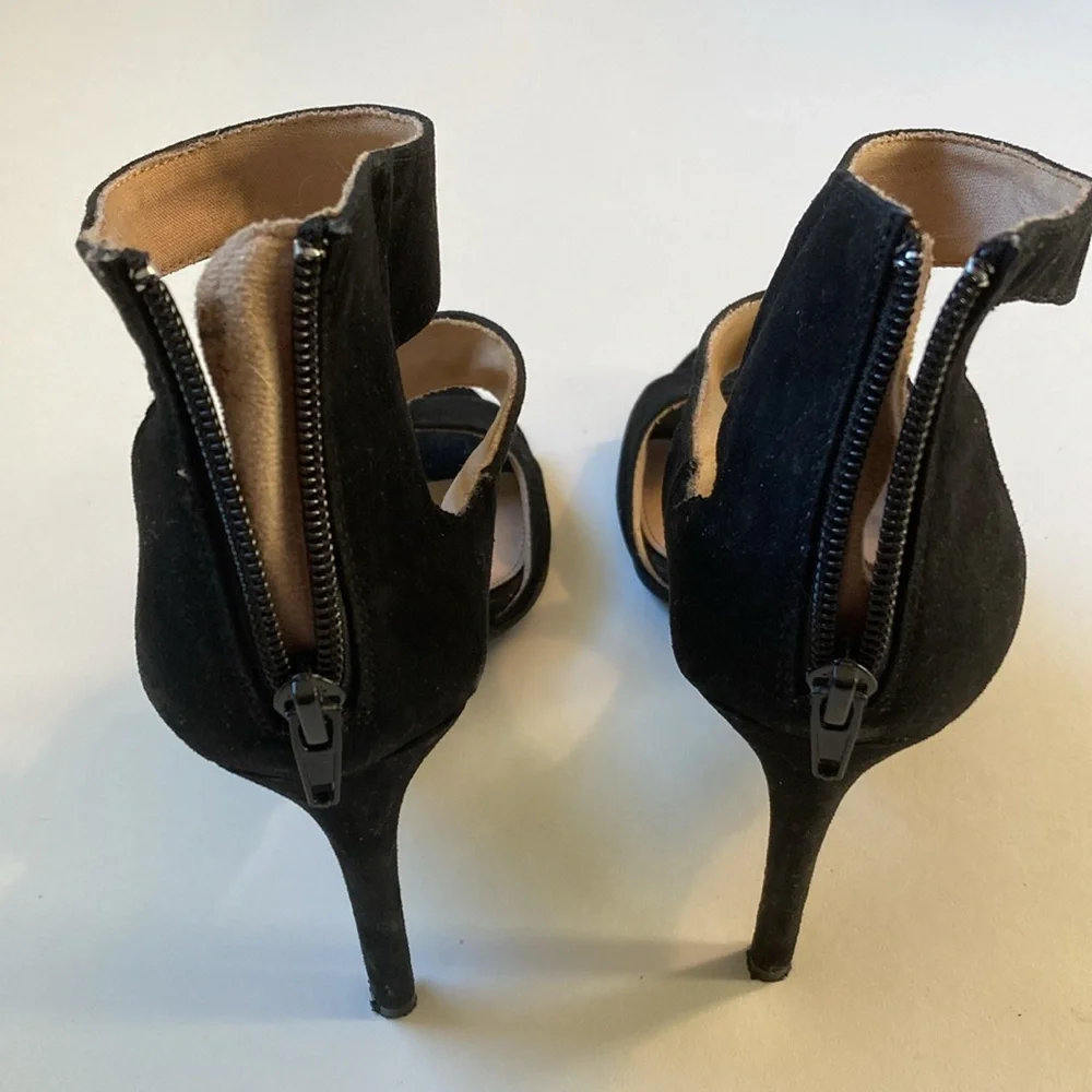 Christian Soriano high heals- 8 - Picture 8 of 16